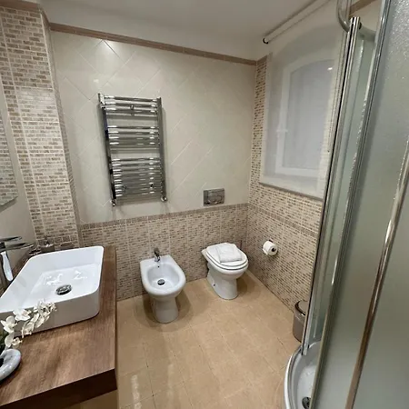 Le Perle Di Naxos 3*