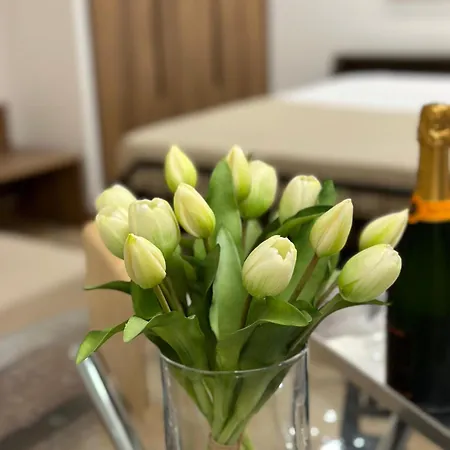 Le Perle Di Naxos 3*