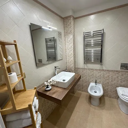 Le Perle Di Naxos 3*