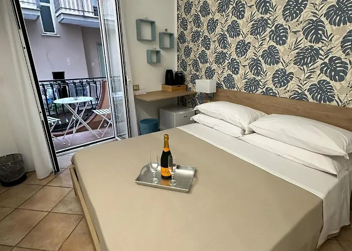 Le Perle Di Naxos Guest house 3*