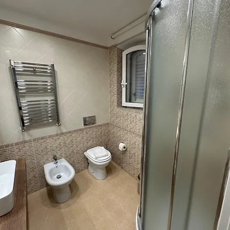 Le Perle Di Naxos 3*